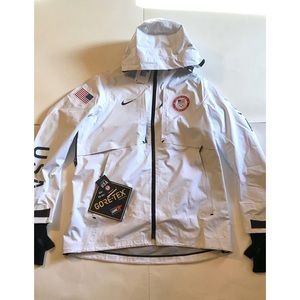 Nike Women's USA Olympic Medal Stand GORE-TEX